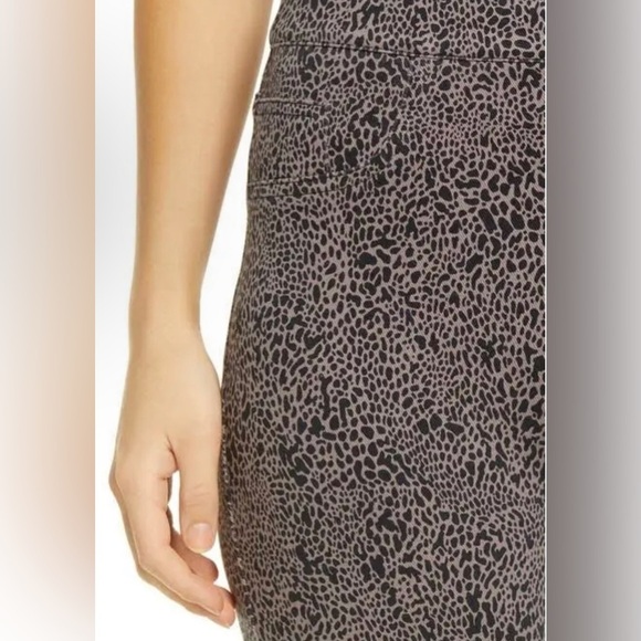 NEW SPANX - Jean-ish Leggings - Picture 9 of 13